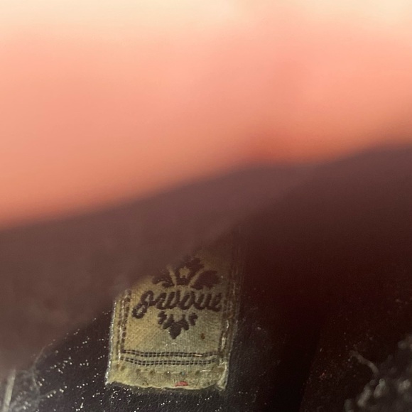 Boots - Picture 12 of 15